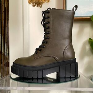 ASOS Truffle Collection chunky lace up ankle boots in khaki (olive green)